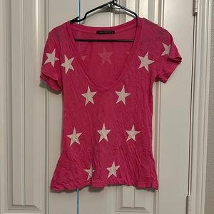 Wild fox super cute pink vneck with light pink stars t-shirt.